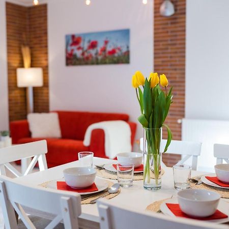 Sara-Lux Apartman Nyarliget エクステリア 写真